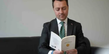 Bayburt’un Şair Müdürü: 9 Kitapla Edebiyat Yolculuğu