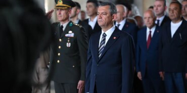 Özgür Özel, Lozan’ın Yıldönümünde Anıtkabir’de