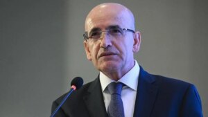 Türkiye’nin Kredi Notu Yükseldi: Ekonomi Umut Veriyor