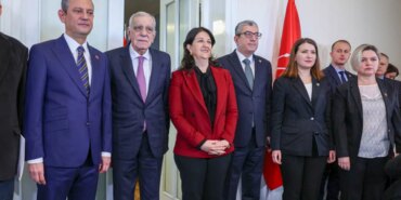 DEM Parti İmralı Heyeti CHP ile Görüştü!