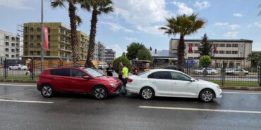 Adıyaman’da Otomobil Çarpıştı: 2 Yaralı!