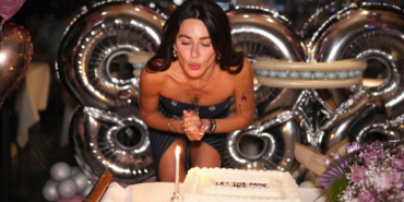 Nesrin Cavadzade’nin Mısır’daki Çöl Pozları!