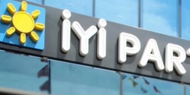 İyi Parti’den İstifalar