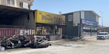 Antakya’da Hurdalıkta Yangın Panik Yarattı!