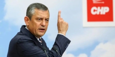 Özgür Özel, Tutuklu Soyer ve Ekibini Ziyaret Etti