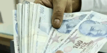 Kamu Emekçilerine Zam Kararı: Tepkiler Yükseliyor