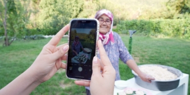 Günay Teyze Fenomen Oldu