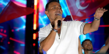 Mustafa Sandal’dan Reji Çalışanına Özür Dilemesi!