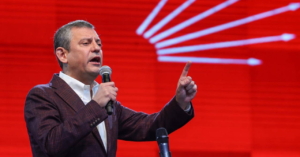 CHP Krizi: İktidar İçin Fırsat mı, Tehlike mi?