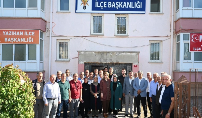 Ak Parti Yazıhan Çıkartması