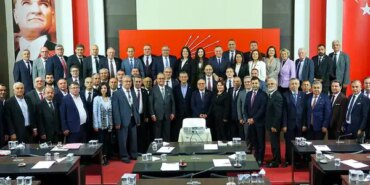 CHP Aydın Grubu’ndan Özgür Özel’e Destek Ziyareti