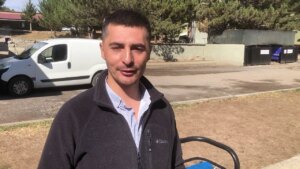 Cesur Arkadaşlar Soğukta Köpeği Kurtardı!