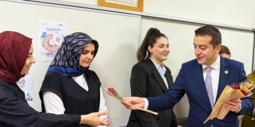 Yazıhan’da Öğretmenler Günü Coşkusu