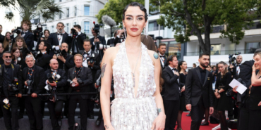 Birce Akalay’ın Aile Pozları Gündem Oldu!