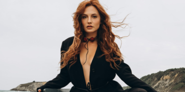 Başak Gümülcinelioğlu İlk Çocuğunu Kucağına Aldı!