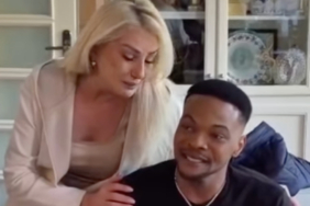 Nijeryalı Öğrenci, Muazzez Ersoy ile Şarkı Söyledi!