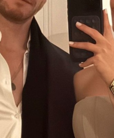 Kerem Bürsin ve Selin Yağcıoğlu’ndan Aşk Pozu!