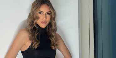 Sinem Kobal, Bakü’de Çiçeklerle Karşılandı!