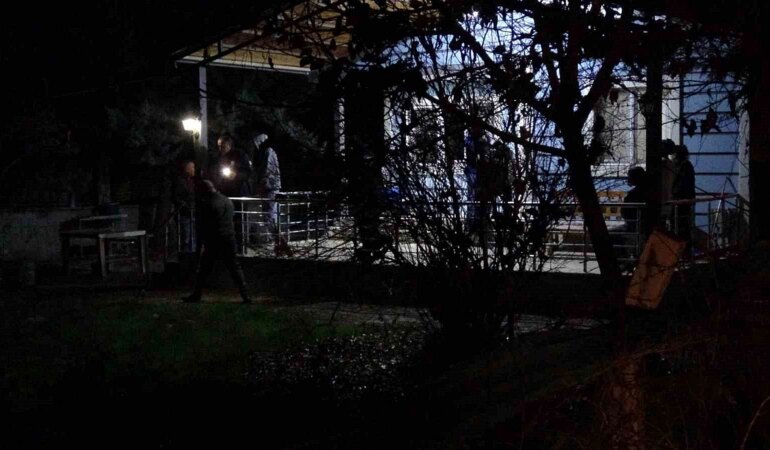 Arkadaş Grubunda Silah Kazası: 1 Yaralı